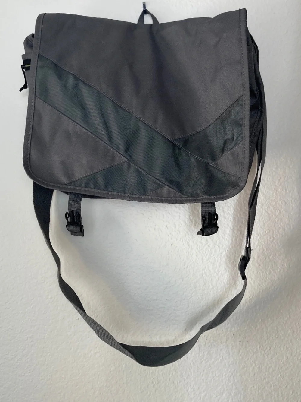 Lowepro Exchange Messenger Camera Bag Gray Adjustable